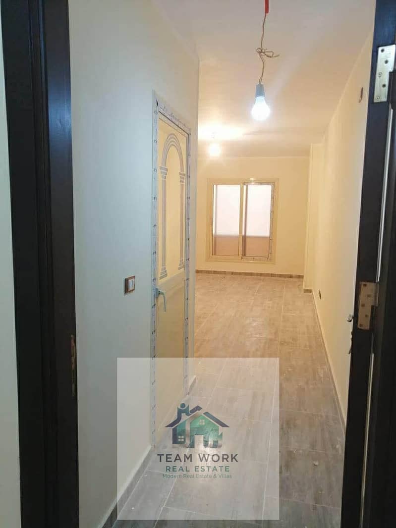 8 63035cd7-8d94-4577-8cff-048f6f6a2d8e. jpg