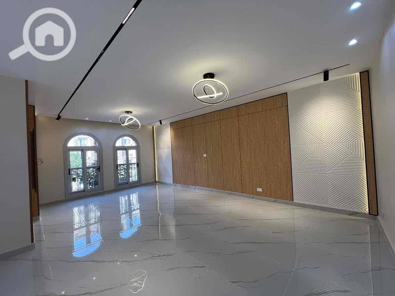 8 a840e526-255c-4b20-816e-d478faa1652d. jpg