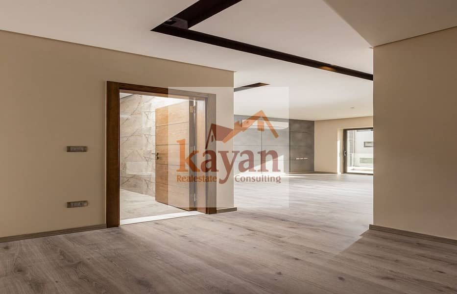 2 WhatsApp Image 2025-12-14 at 16.11. 08 (2). jpeg