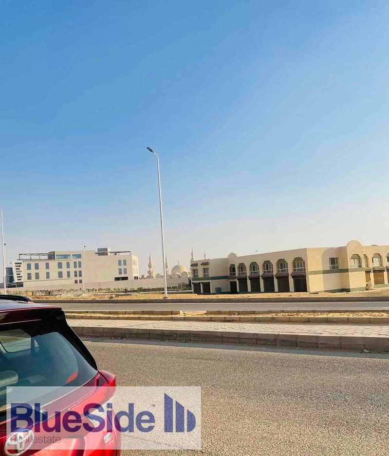 9 f307f563-237b-483b-814a-de0ee238cfb4. jpg