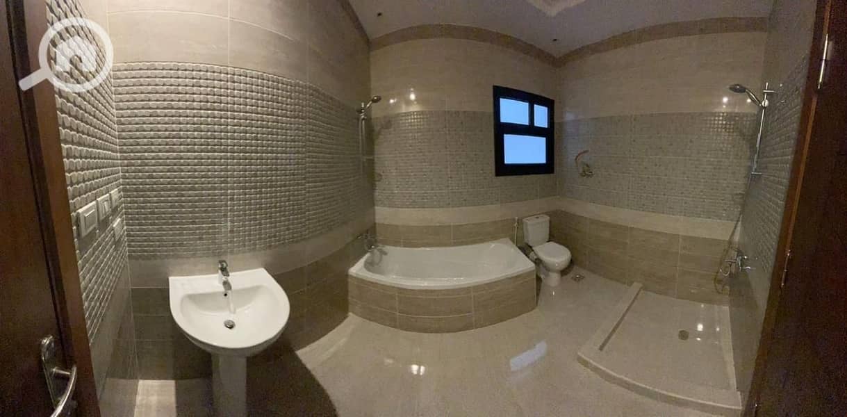 5 4eec5001-fca4-49fd-b022-51a31276ac68. jpeg