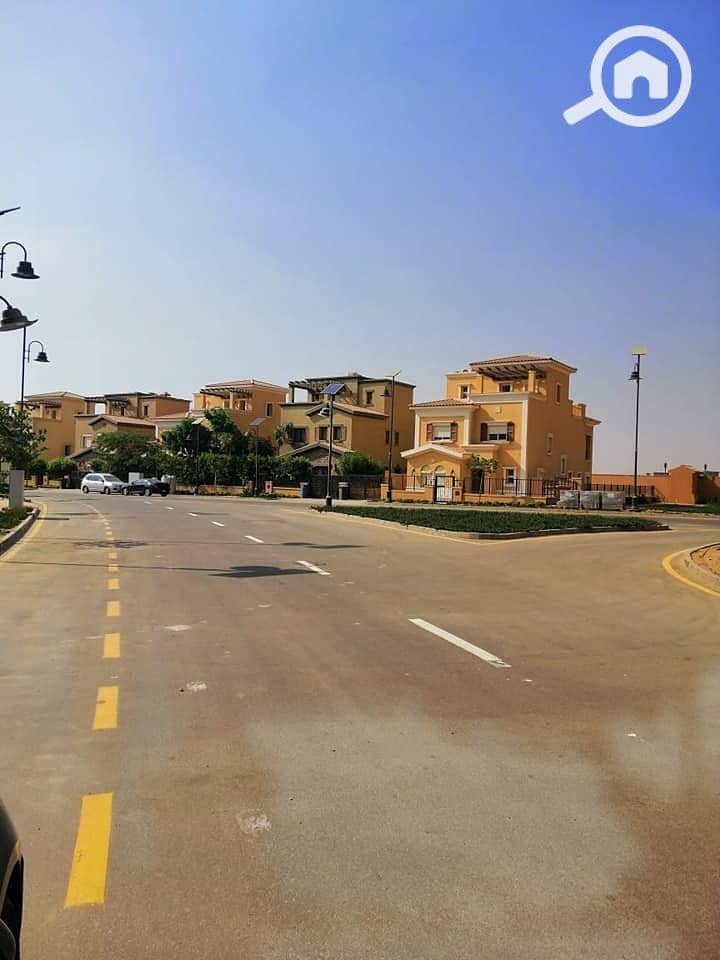 4 73333466_10220353466136690_8537506368599359488_n. jpg