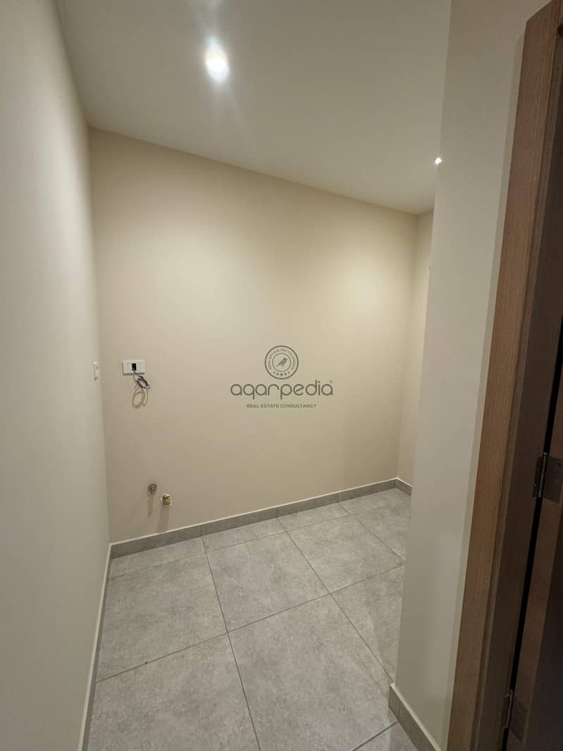 8 WhatsApp Image 2025-12-13 at 4.41. 22 PM (3). jpeg