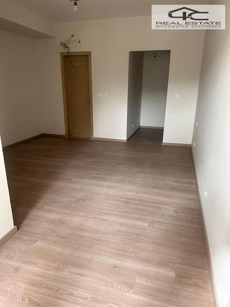 4 WhatsApp Image 2025-12-14 at 13.23. 25 (1). jpeg