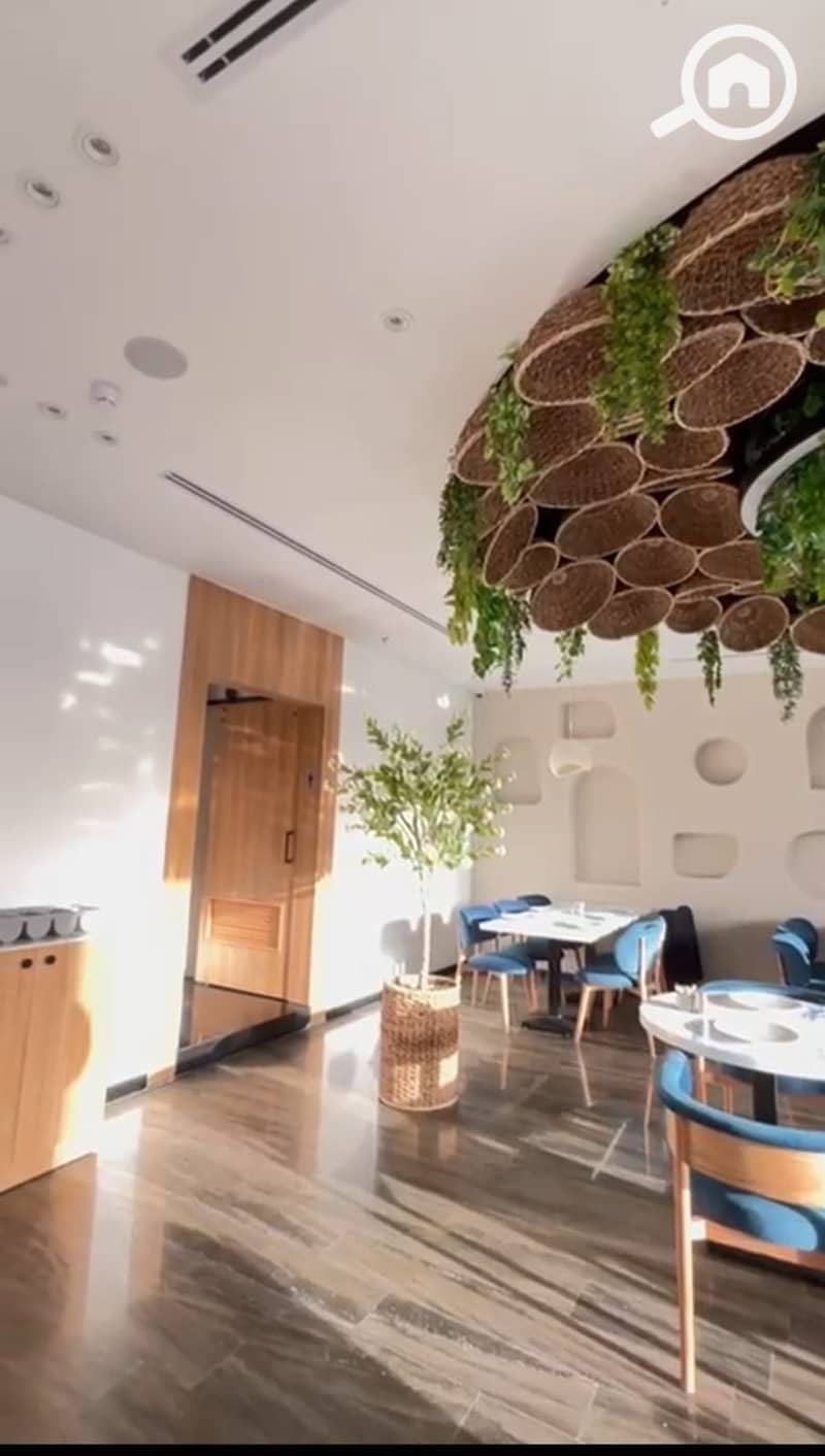 6 WhatsApp Image 2025-12-14 at 17.44. 50 (1). jpeg