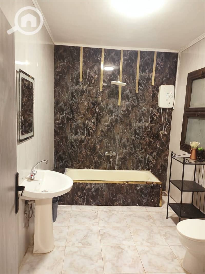 8 706616a3-85a2-4db2-b4d5-2eb7fa8d4256. jpg