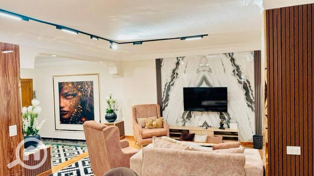 13 df2cd042-2aea-4948-9ab0-c4116d1a6583. jpg