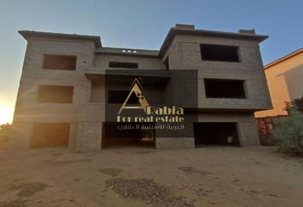 6 Bedroom Villa for Sale in New Cairo, Cairo - e943a002-2f76-4e0f-a202-66aa4487cc5a. jpg