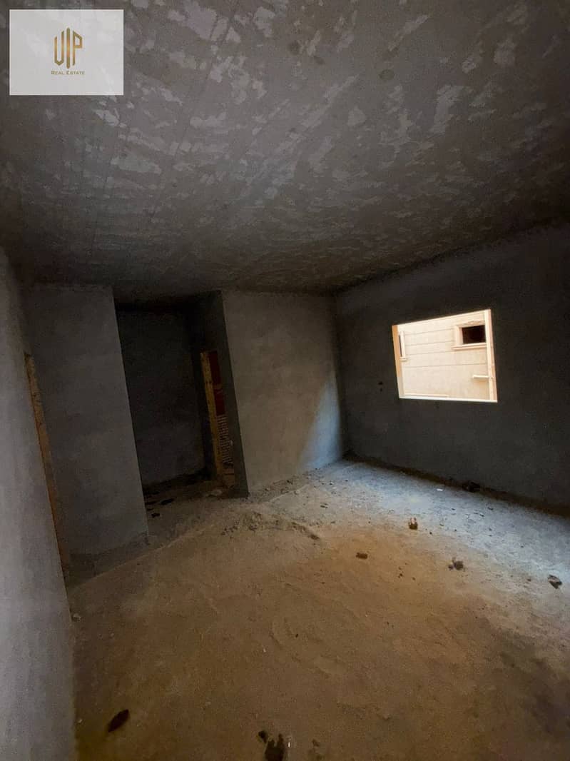 2 WhatsApp Image 2025-12-14 at 5.53. 40 PM (1). jpeg