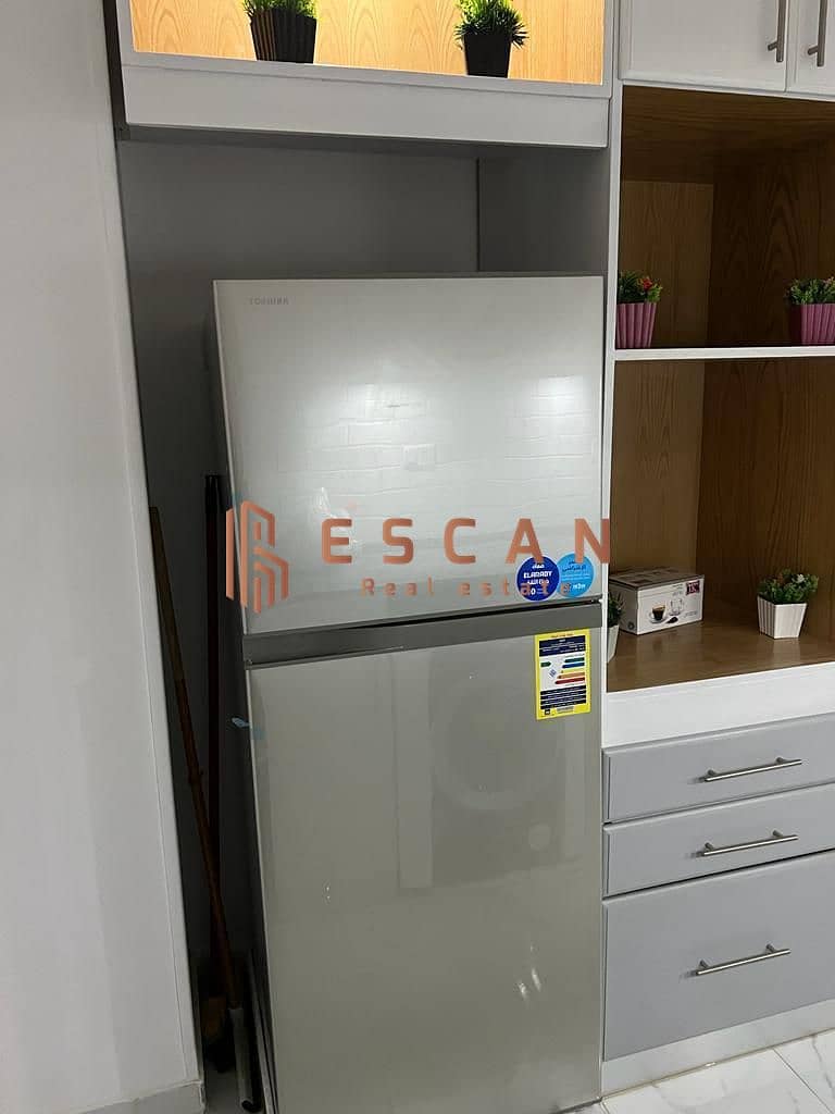 13 f0b24e2a-74d0-429a-bf8c-c48ee90b1eeb. jpeg