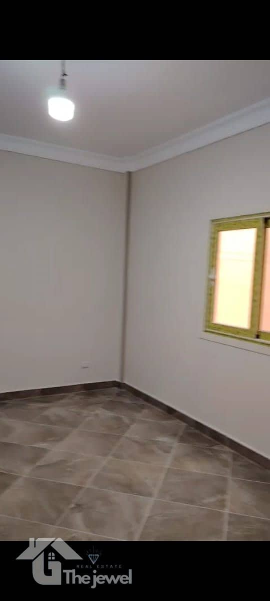 9 5792f518-103e-4d60-934d-b5ce7e0b8aab. jpg