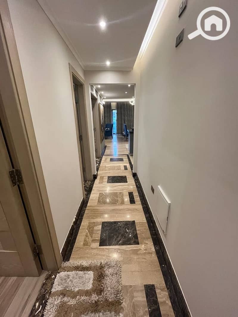 5 43b35b10-e3e1-4c29-a5e2-cb0c96a1c54a. jpeg