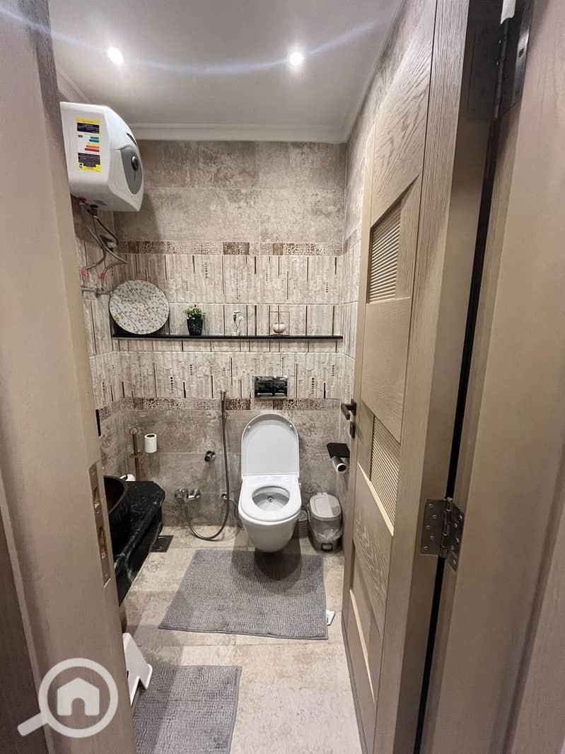 12 74726ebb-002b-46c0-9ef5-15cd6bb5c98c. jpeg