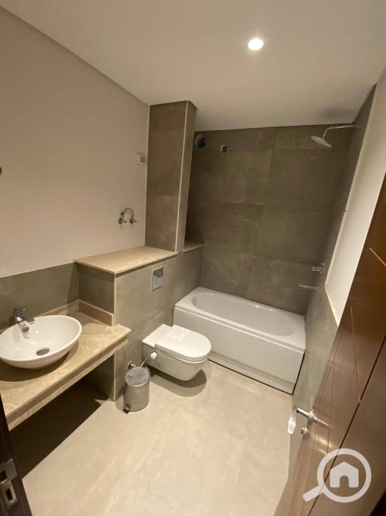 5 WhatsApp Image 2025-10-14 at 12.49. 43 PM (4). jpeg