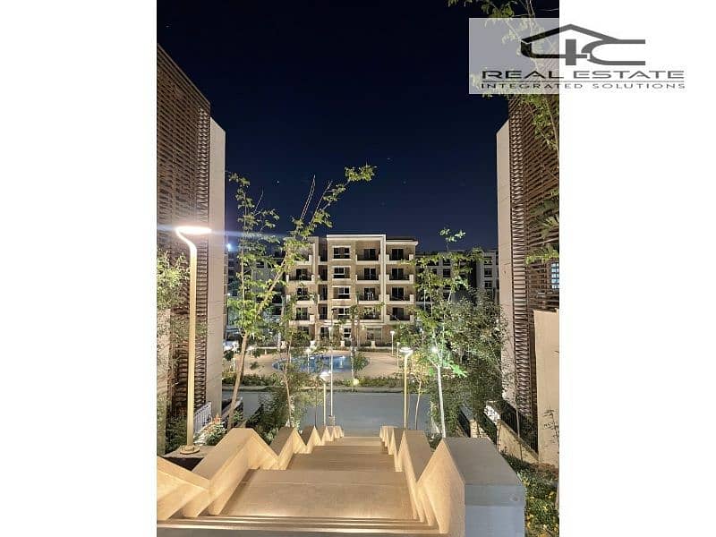 6 2023_05_05_22_44_IMG_9058. jpg