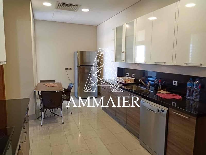 15 4d5cbb10-dc0e-441b-8451-3d11459356d3. jpg