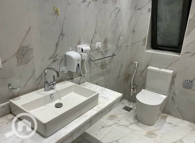 2 WhatsApp Image 2025-12-14 at 1.29. 39 PM (2). jpeg