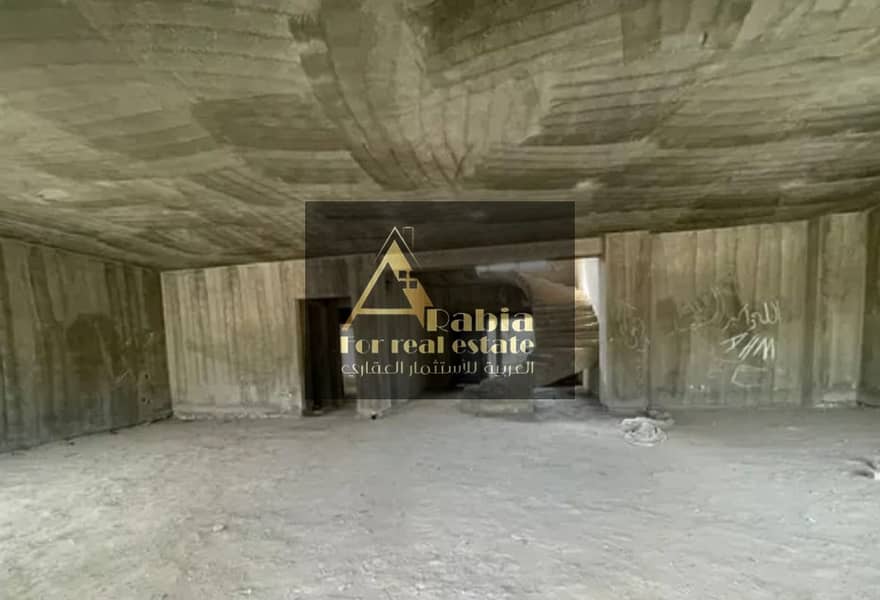 10 ee925544-6364-4172-82d1-9e3886810884. jpg