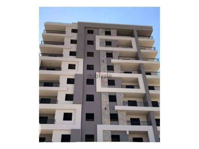 4 8262189-b584bo. jpg