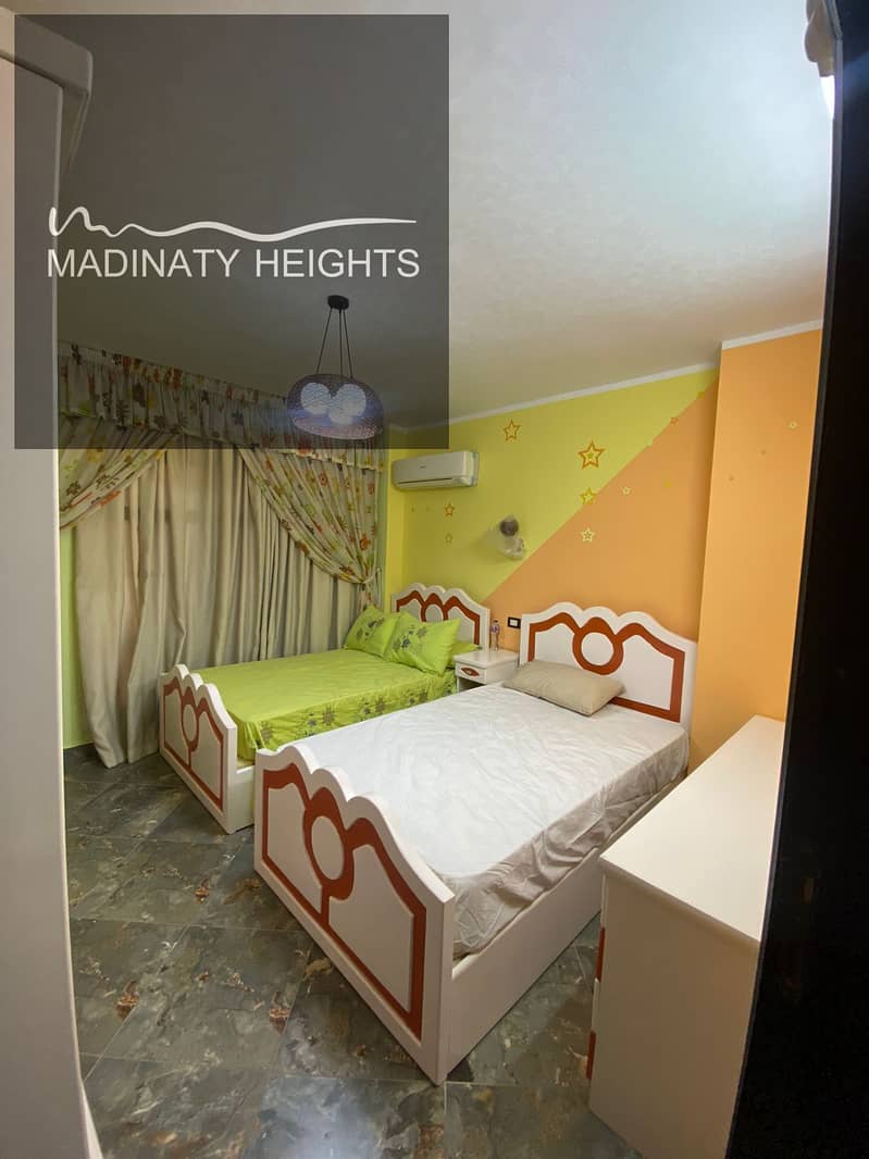 10 WhatsApp Image 2025-12-13 at 14.06. 23_e86d9d77. jpg