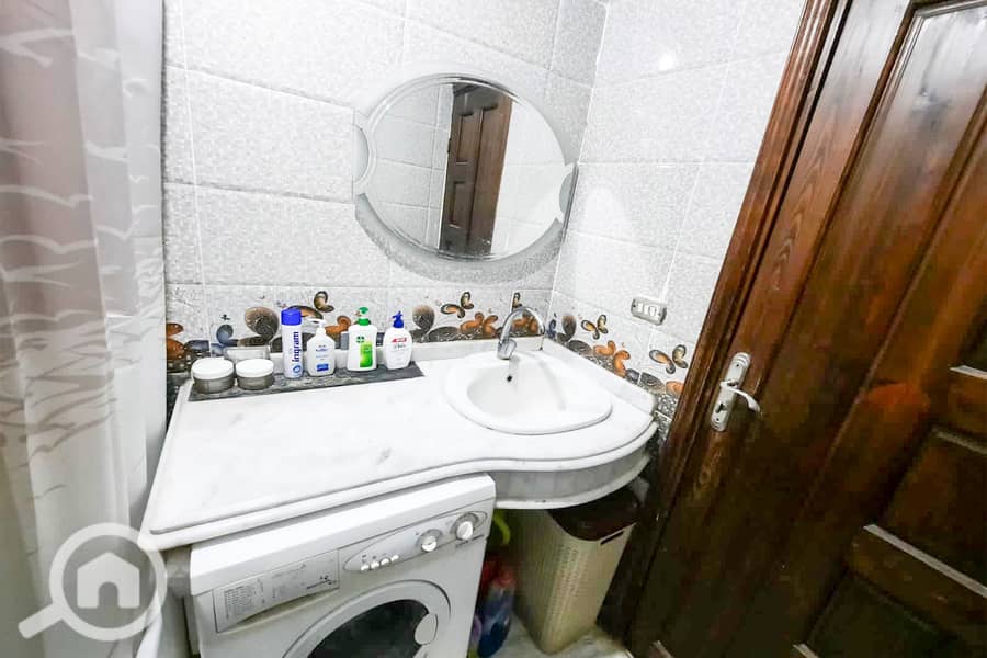 8 Untitled-1_0007_WhatsApp Image 2025-11-29 at 10.51. 09 PM. jpg