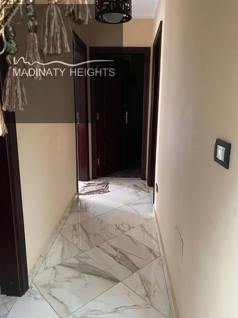 23 WhatsApp Image 2025-12-13 at 14.06. 33_459b0f52. jpg