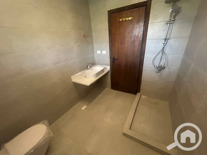 11 WhatsApp Image 2025-12-14 at 5.45. 15 edc. jpeg