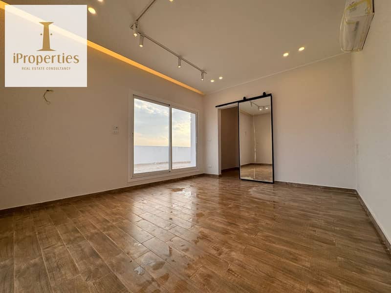 3 64084bb6-a51f-47d3-aefb-d343b35404ca. jpeg