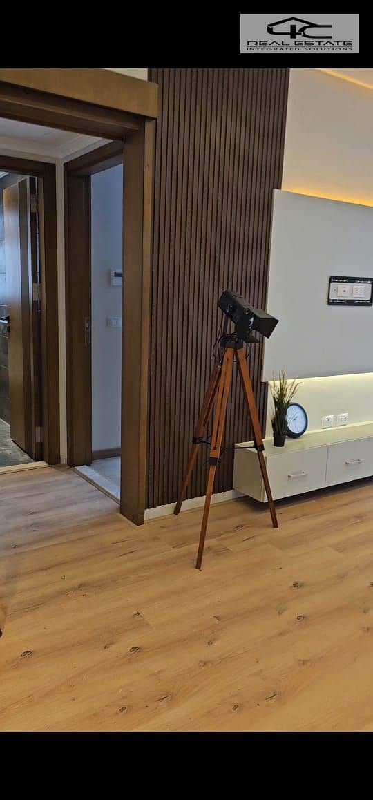 4 WhatsApp Image 2025-12-14 at 17.56. 38 (3). jpeg