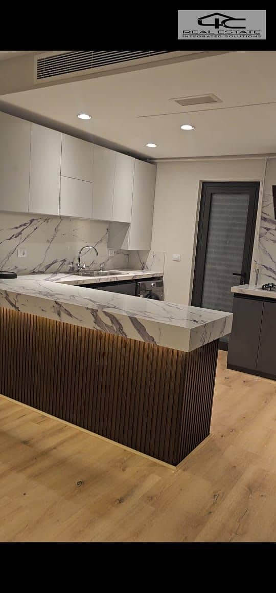 16 WhatsApp Image 2025-12-14 at 17.56. 33. jpeg