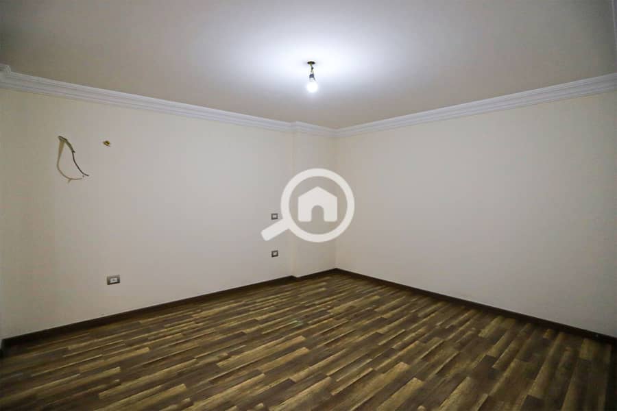 4 Untitled-1_0004_WhatsApp Image 2025-06-22 at 12.33. 27 PM (1). jpg