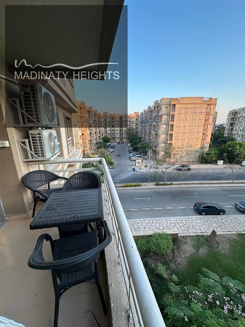 25 WhatsApp Image 2025-12-13 at 14.08. 34_0d8bd86d. jpg