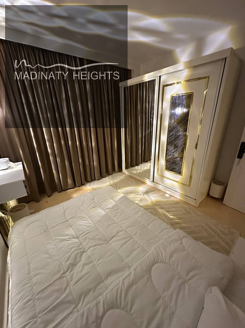 30 WhatsApp Image 2025-12-13 at 14.08. 36_998cc89e. jpg