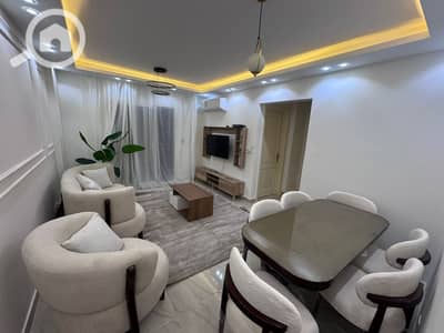 شقة 2 غرفة نوم للايجار في مدينتي، القاهرة - IMG-20251210-WA0029. jpg