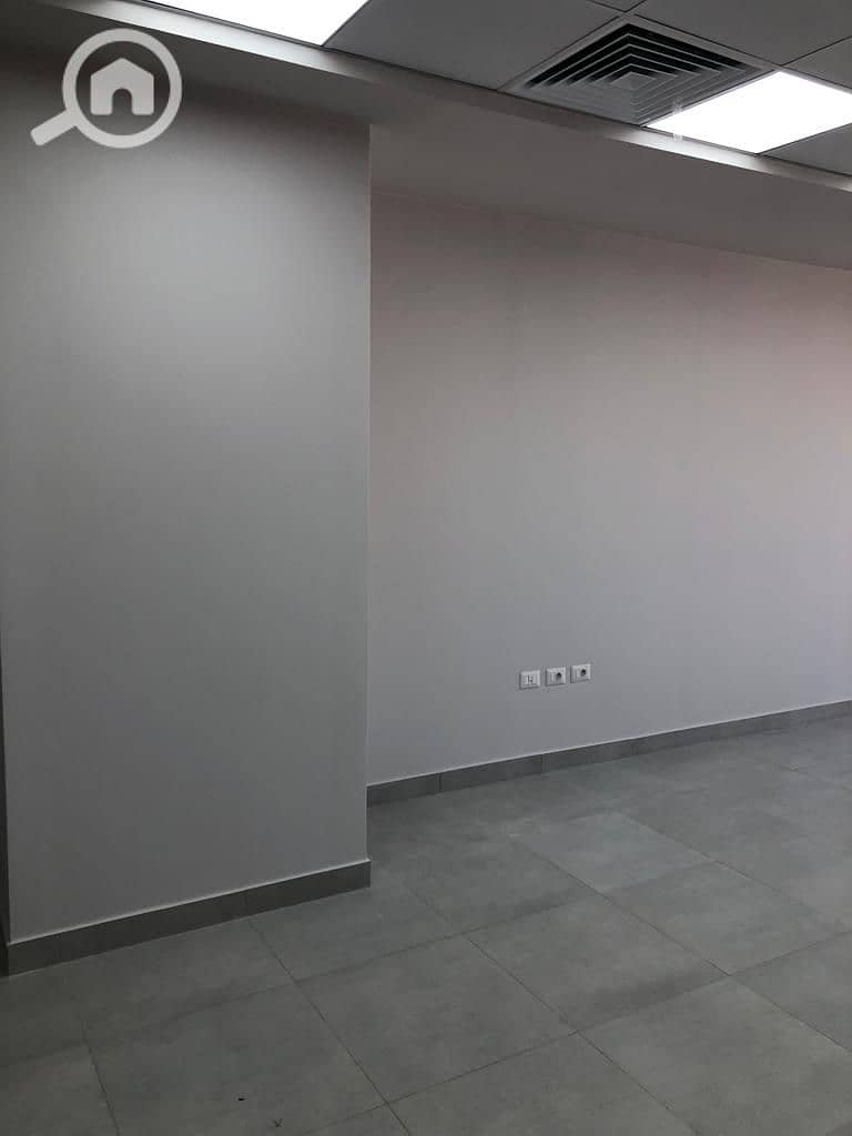 2 WhatsApp Image 2025-12-14 at 18.18. 59 (1). jpeg