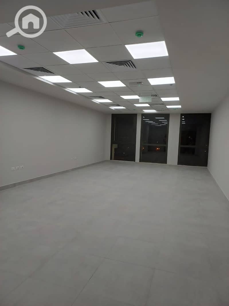 10 WhatsApp Image 2025-12-14 at 18.18. 57. jpeg