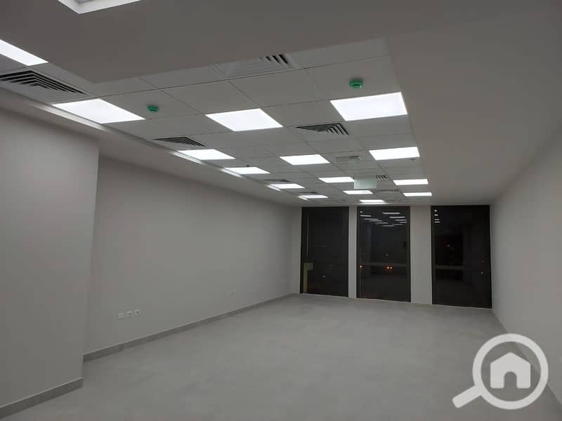 11 WhatsApp Image 2025-12-14 at 18.18. 56 (2). jpeg