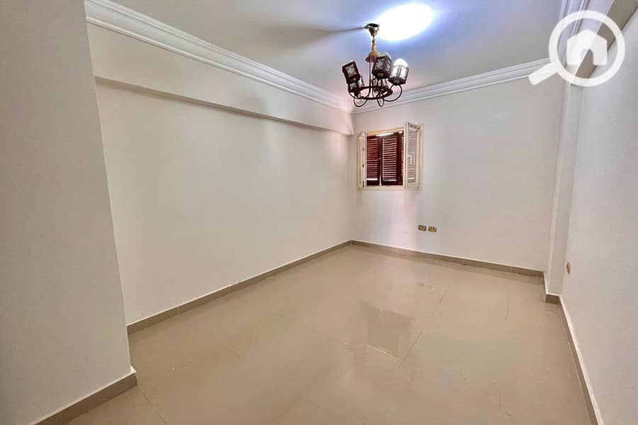 6 Untitled-1_0005_WhatsApp Image 2025-12-06 at 4.02. 49 PM. jpg