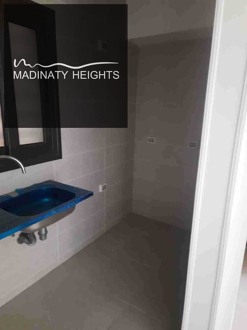 2 64JYUmKBVAVcxbHce0C73SpepWMeOdFVqMhclO1U. jpg