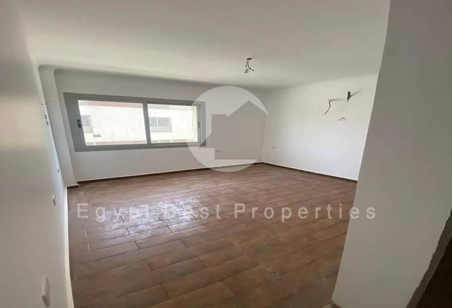 5 173c8449-8a12-439d-adb0-4f8a1c8c1793. jpeg