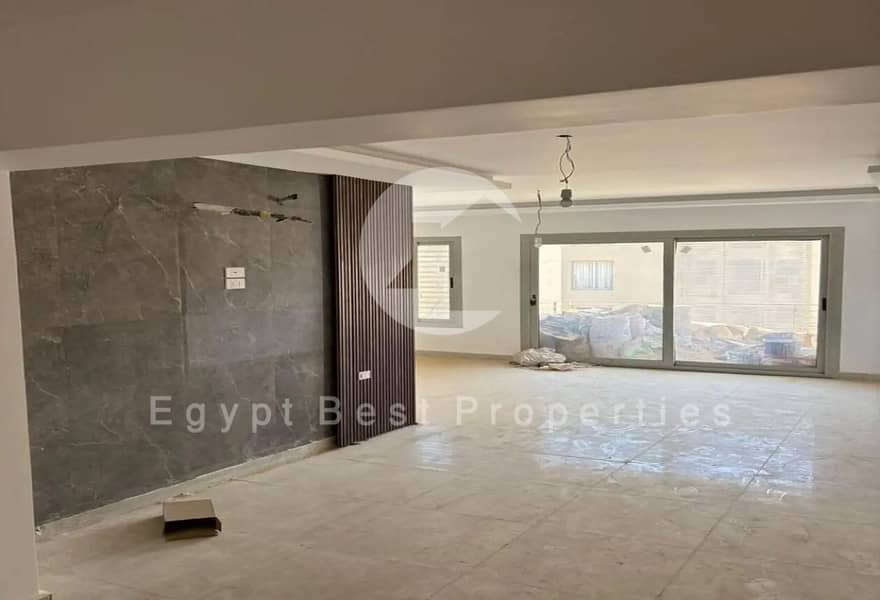 9 5841689a-9e60-4696-b45b-f645edea05b8. jpeg