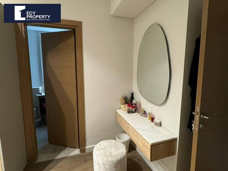 9 1be68ca8-c05c-4117-9d4d-9a45f7cf5ffc. jpg