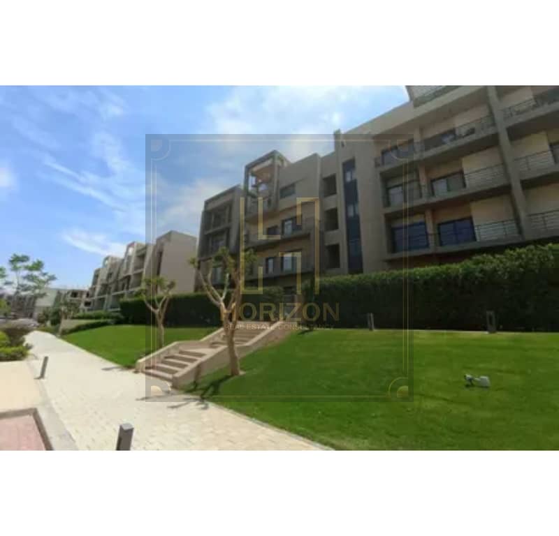 8 8312079-9ea96o. jpg