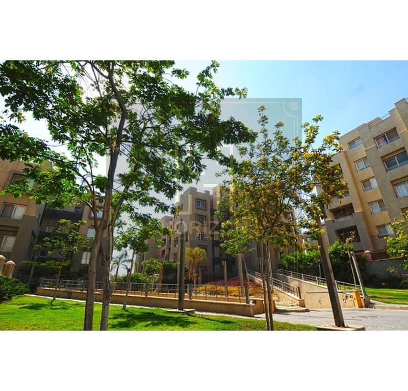 9 ذا-فيلدج-جيت-3. jpg