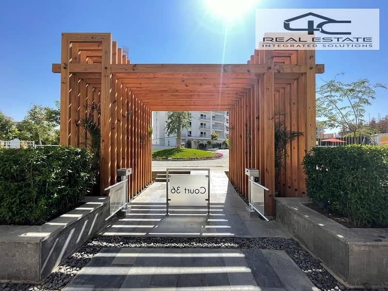 10 f7056ae2-45a0-4ce4-a34e-72b60334324d. jpeg