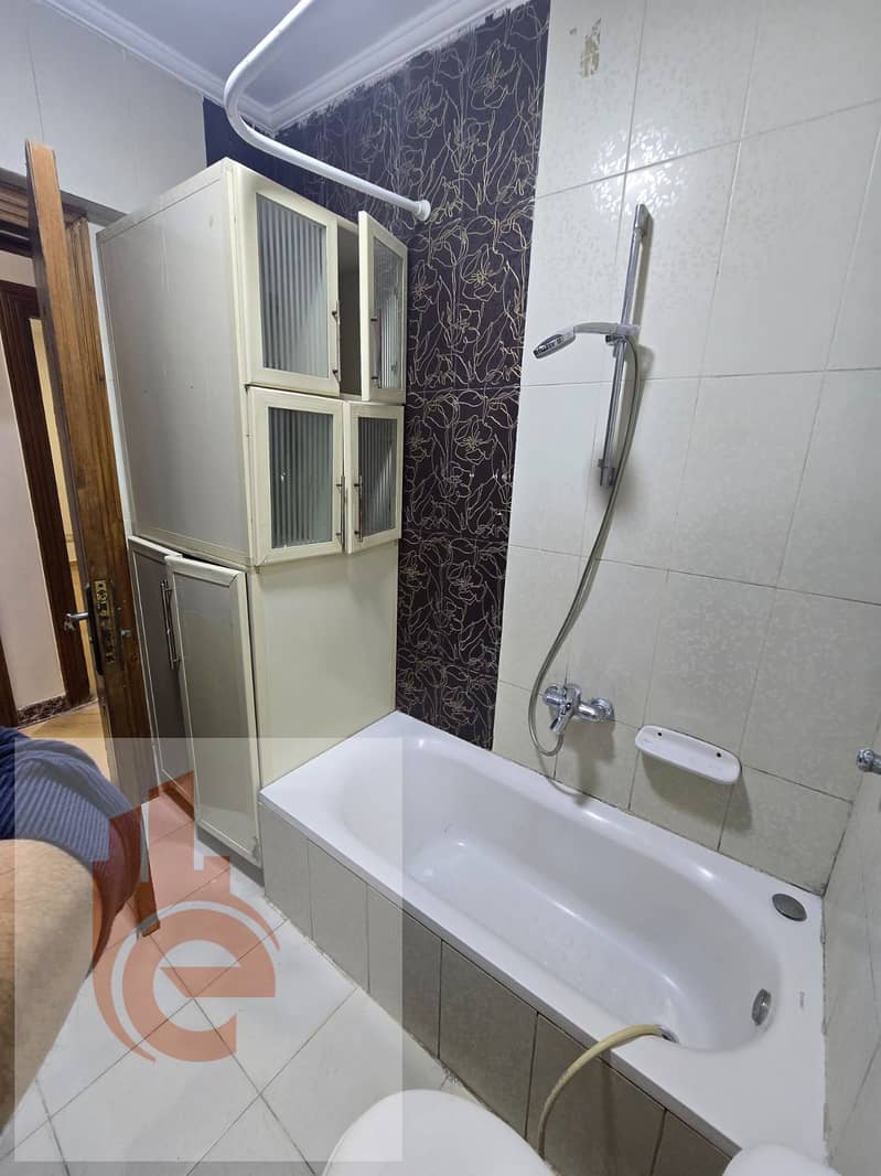 7 49c651d2-b497-4770-8680-4a2149b0b834. jpg