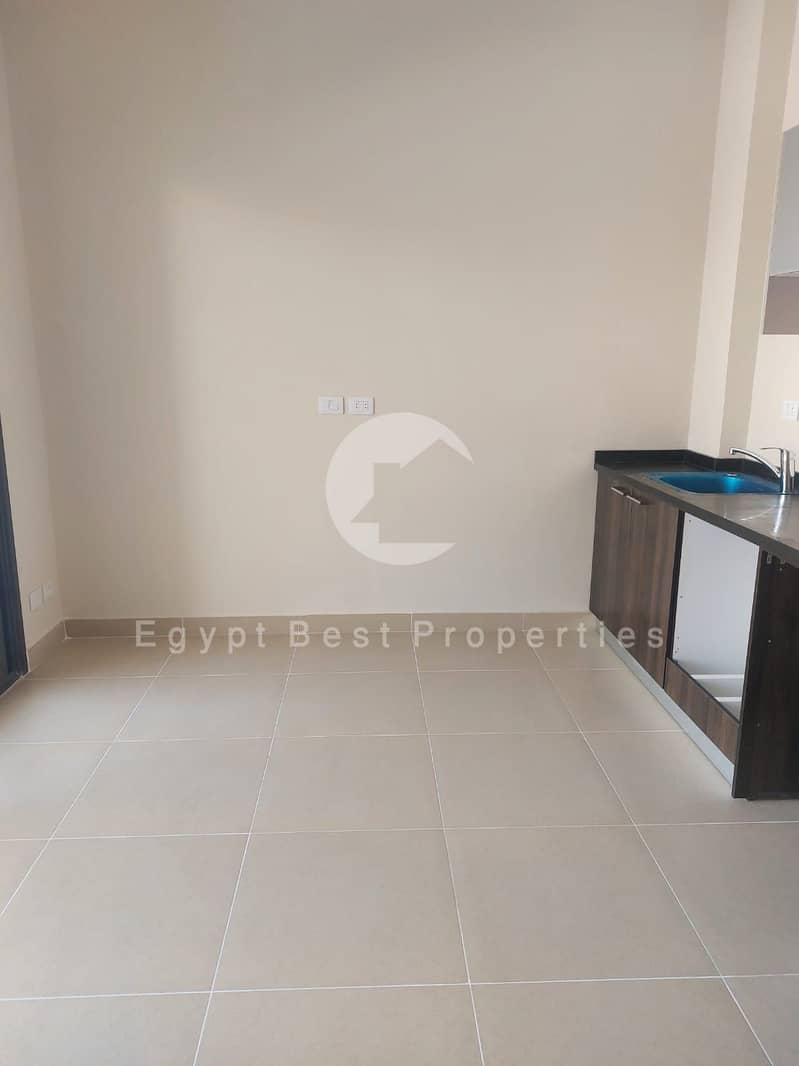 10 d7044896-ef79-4a05-bc76-10940958cba1. jpeg