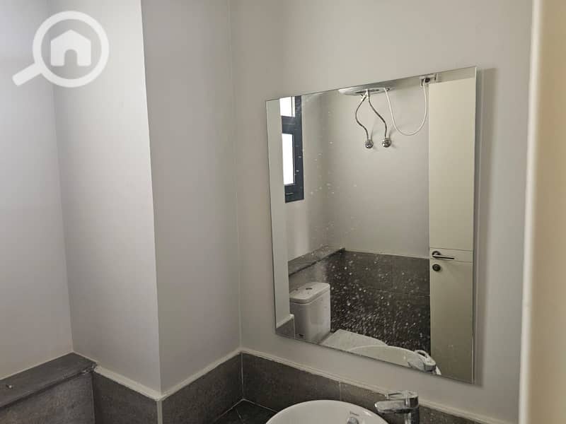 12 WhatsApp Image 2025-12-14 at 7.20. 37 PM (1). jpeg