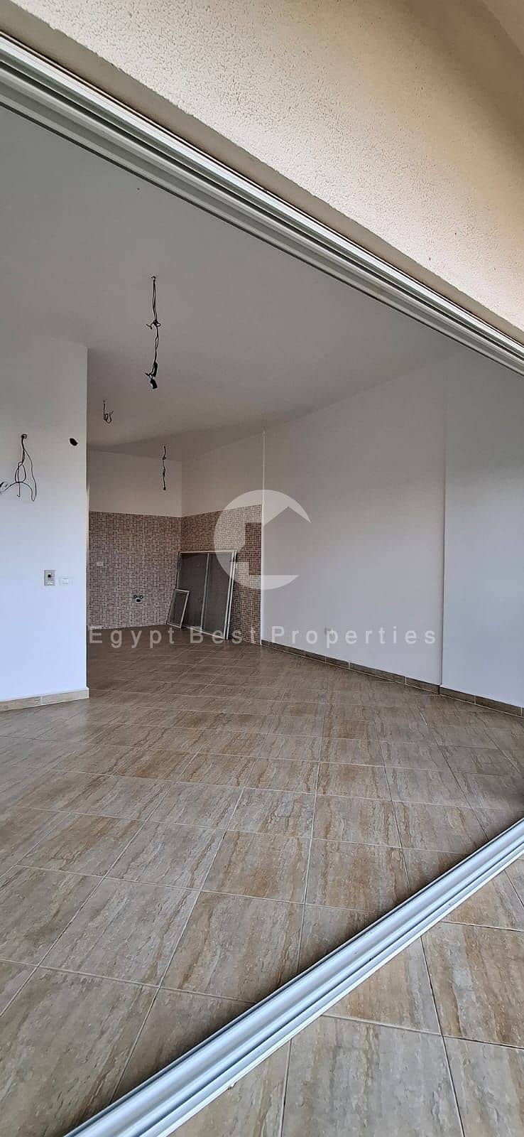 8 cfaa8ee2-26c9-451a-9da2-c5fa8ad7cce7. jpeg