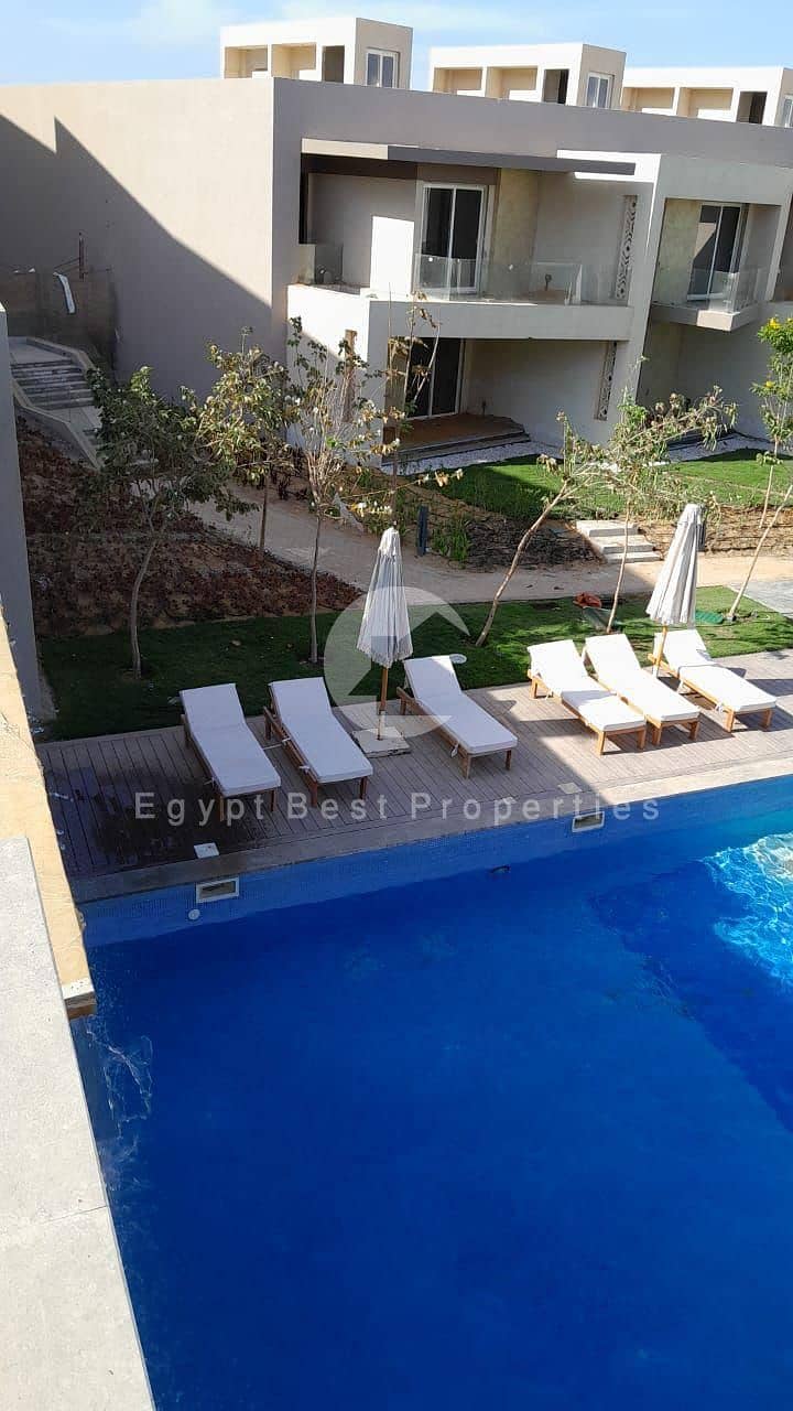 11 a06cf1c5-74d3-4d27-861b-cf593a4b46bd. jpeg